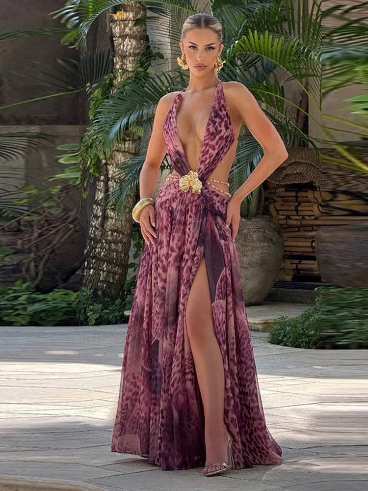 Valeria | Vestido Maxi Halter con Escote Profundo, Flecos y Abertura Frontal