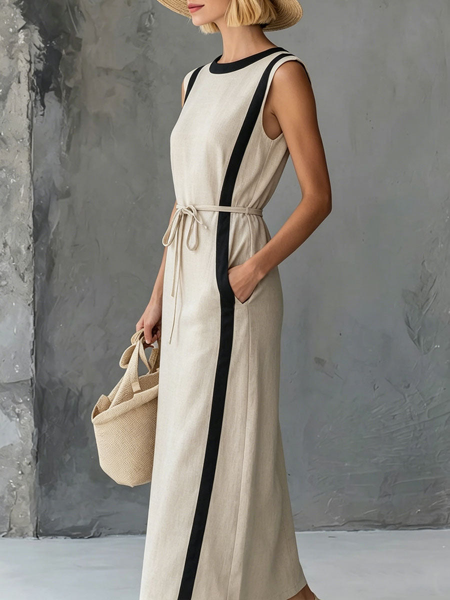 Elena | Vestido Maxi Sin Mangas en Beige con Detalle en Contraste y Abertura Frontal