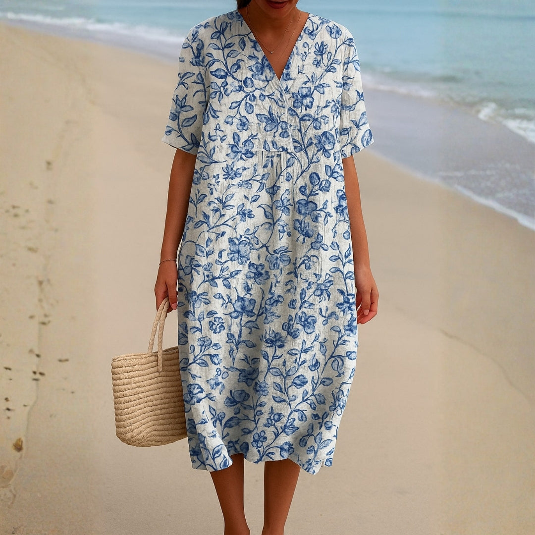 Lola - Vestido de Marfil Adornado con Acentos Florales en Azul Porcelana